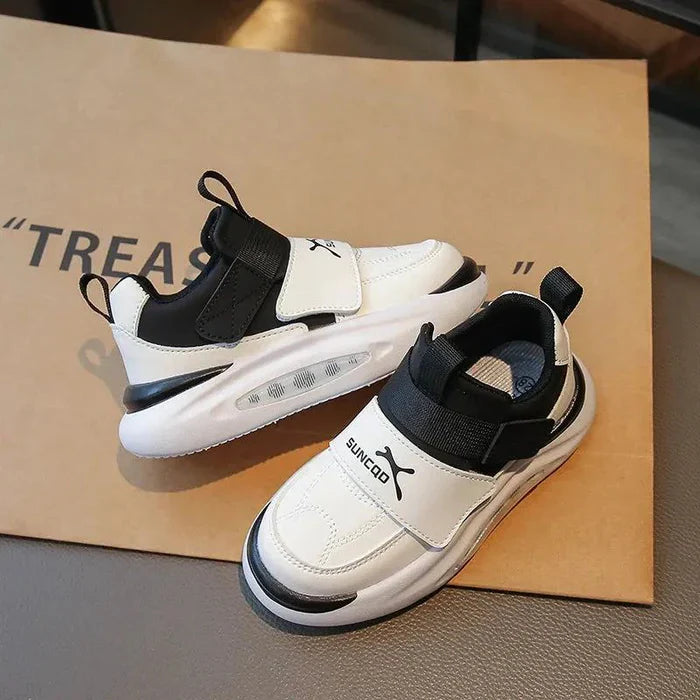 KidStride – Trendy og funktionelle – Sneakers med velcro
