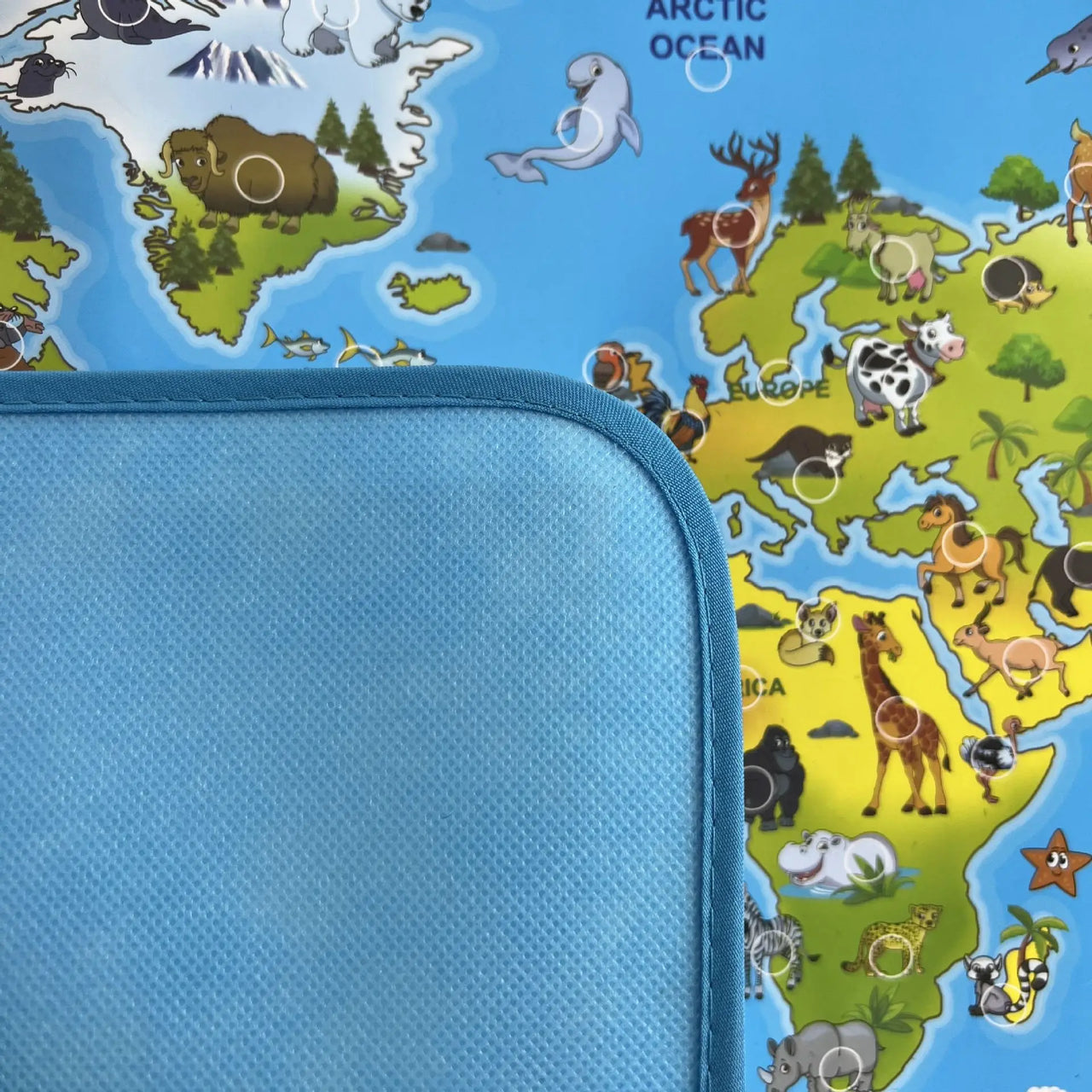 LittleExplorers – Lære & lege – Verdenskort med dyr