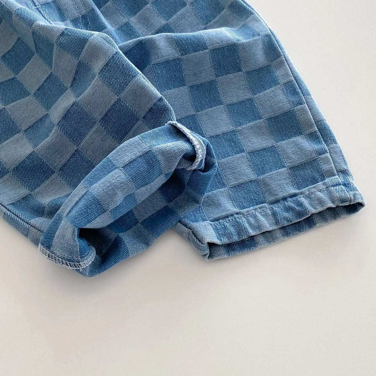 DenimCheck – Komfortable & trendy – børnebukser med ternet mønster