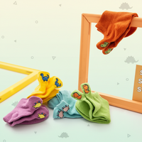 Thumbnail for PlayfulToes – Farbenfroh & weich – Kurze Kindersöckchen (5er-Set)