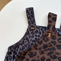 Thumbnail for LeopardChic – Trendy og behagelig – Pige-overalls med leopardmønster