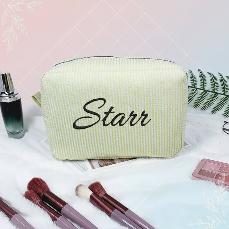 Striped Name Pouch – Personlig og stilfuld – Makeup-taske
