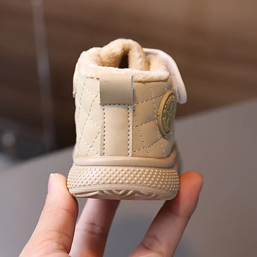 WarmWalk – Komfortable & trendy – vinterstøvler til børn med plysforing