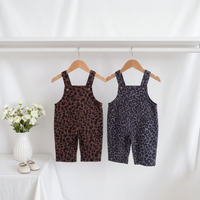 Thumbnail for LeopardChic – Trendy og behagelig – Pige-overalls med leopardmønster