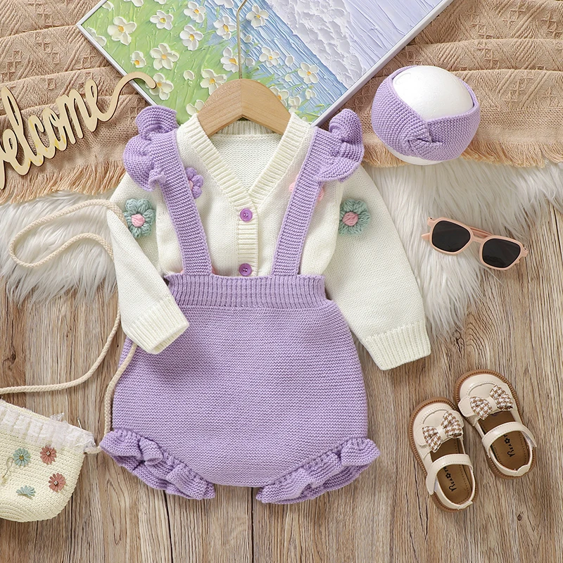 FloraKnit – Blødt & sødt – babyoutfit med vest, smækbukser og hårbånd
