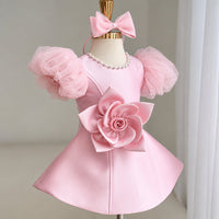 Thumbnail for LittleRose – Elegant og festligt – Pige-kjole med 3D-blomst og pufærmer