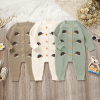Thumbnail for CozyHedge – Blødt & varmt – Strikket baby-jumpsuit med pindsvin-print