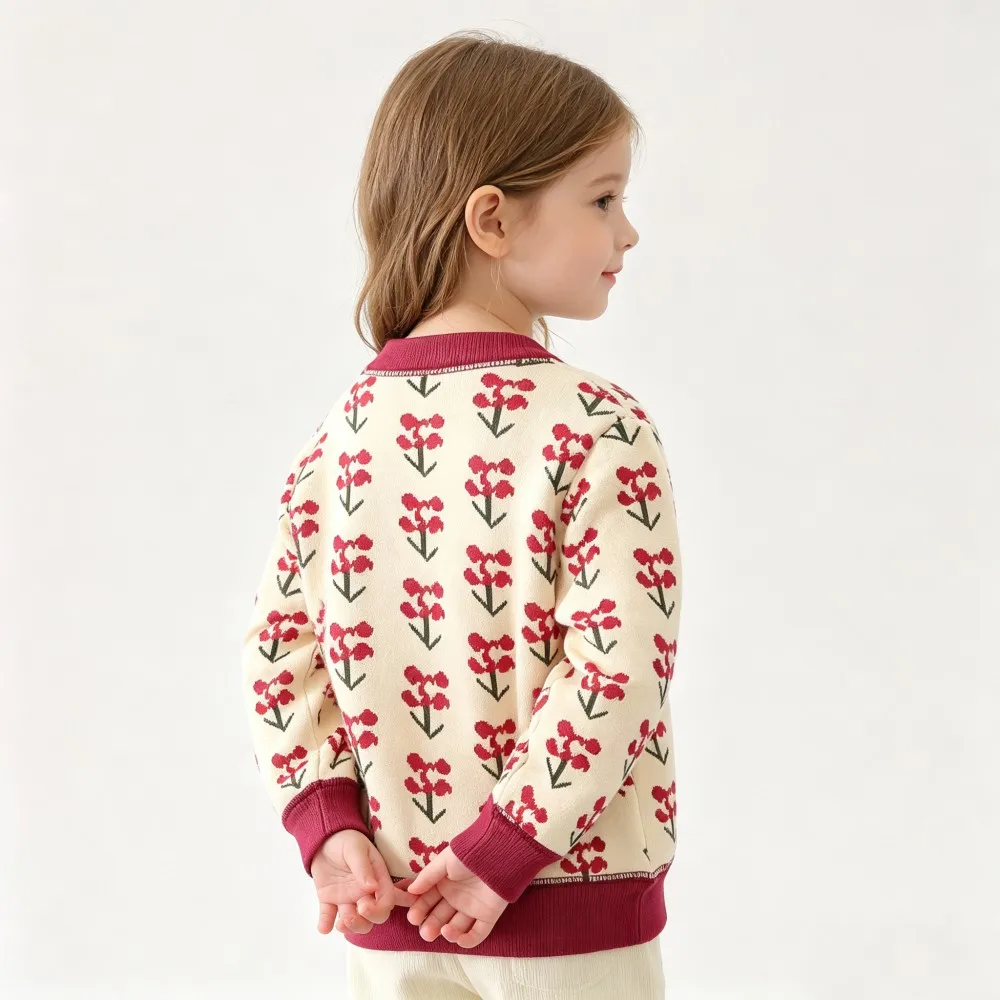 CozyCardi – Blød & Varm – Strikket Cardigan med Søde Prints