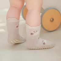 Thumbnail for Soft Grip Socks – Bløde og praktiske – skridsikre babysokker