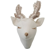 Thumbnail for PlayNest – Blødt og lærerigt – Plush dyre vægdekoration