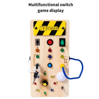 Thumbnail for TinyTech – Busy Board af træ med lys og kontakter – pædagogisk legetøj