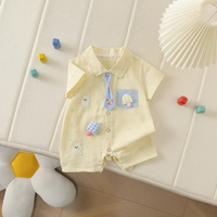 Thumbnail for KiddoStyle – Sød & blød – Børnejumpsuit med slips og patch