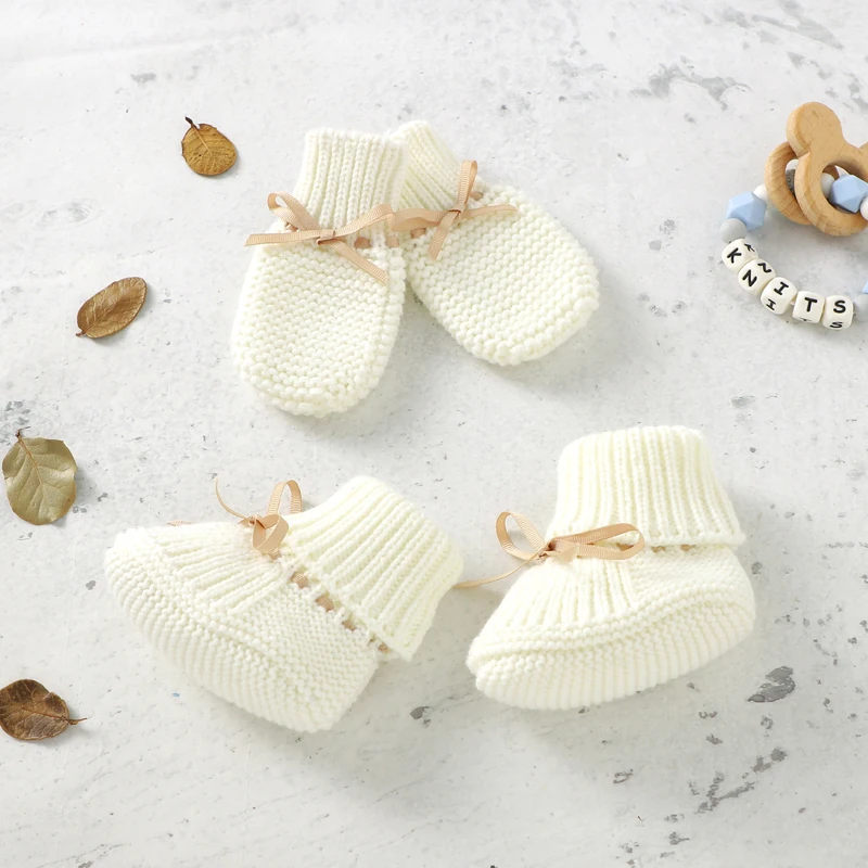Booties & Mittens – Blødt & varmt – sæt med handsker og tøfler