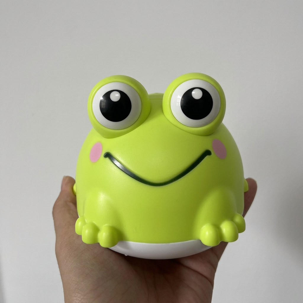 FrogSplash – Munter & interaktiv – Automatisk vandfontæne