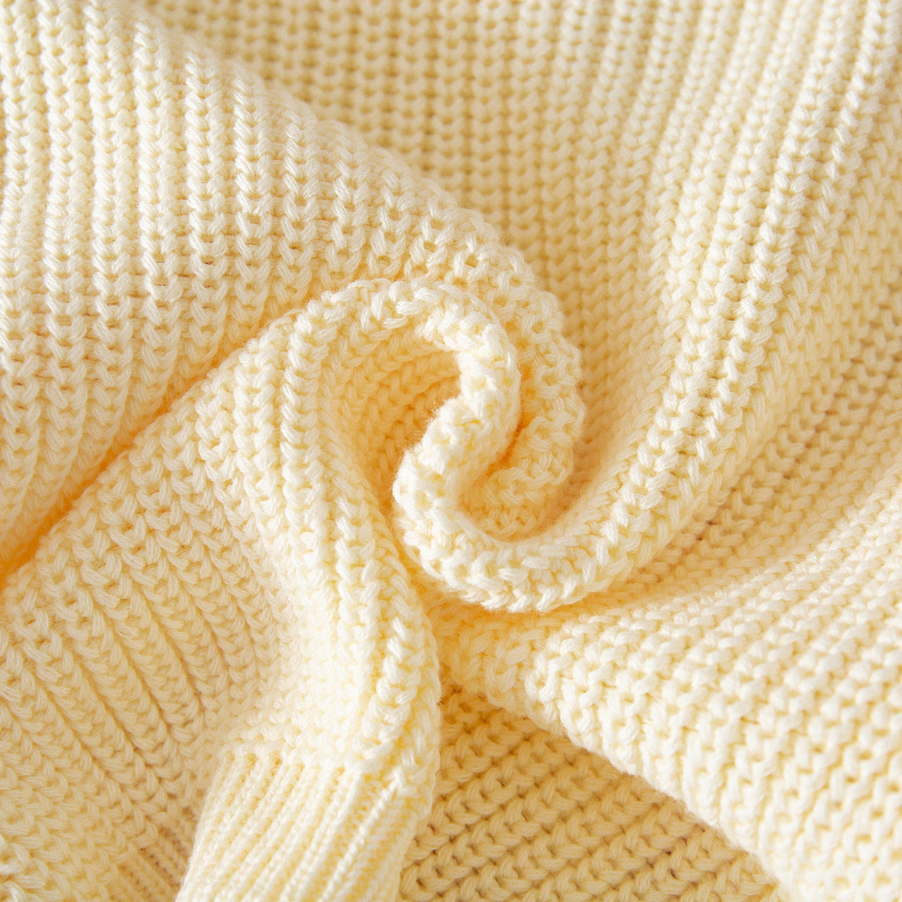 JoyKnit – Hyggelig og varm - Juletrøje med tekst
