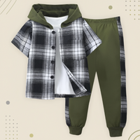 Thumbnail for Boys Checkered Outfit – Trendy og behageligt – Børnetøjssæt med tern