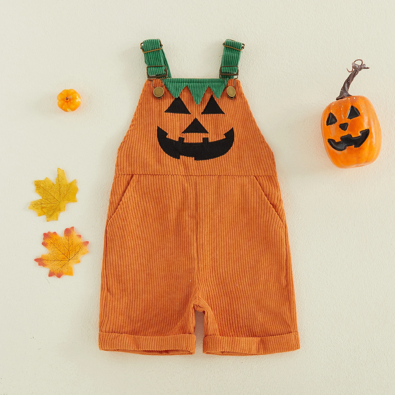 SpookyBaby – Legesygt & festligt – Halloween-havesbukser