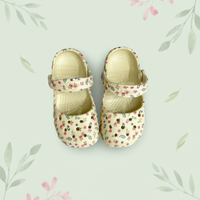 Thumbnail for FlowerFeet – Elegant og behagelig – Blomstersandaler