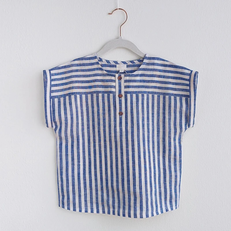 LittleClassic – Elegant og behagelig – Linnedskjorte til drenge med knapdetaljer