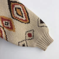Thumbnail for LittleRetro – Varm og stilfuld – Strikket børnesweater med diamantmønster