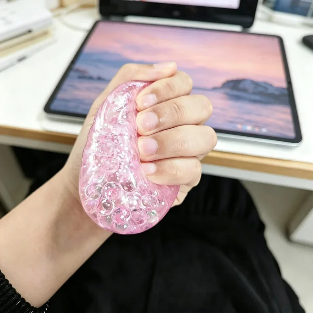 FunSquish – Farverigt & Glittermorskab – Glitter-squishy-dumplings
