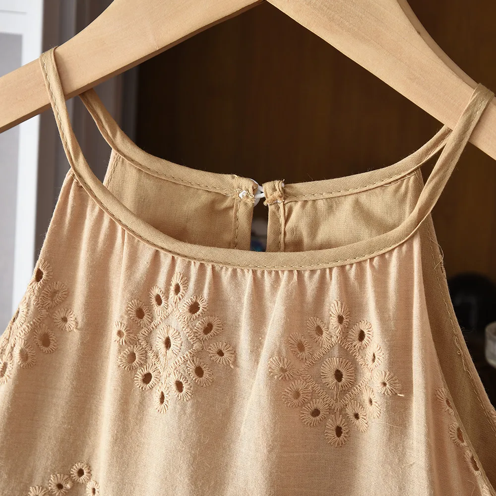 BohoBelle – Elegant og behagelig – Kjole med broderidetaljer