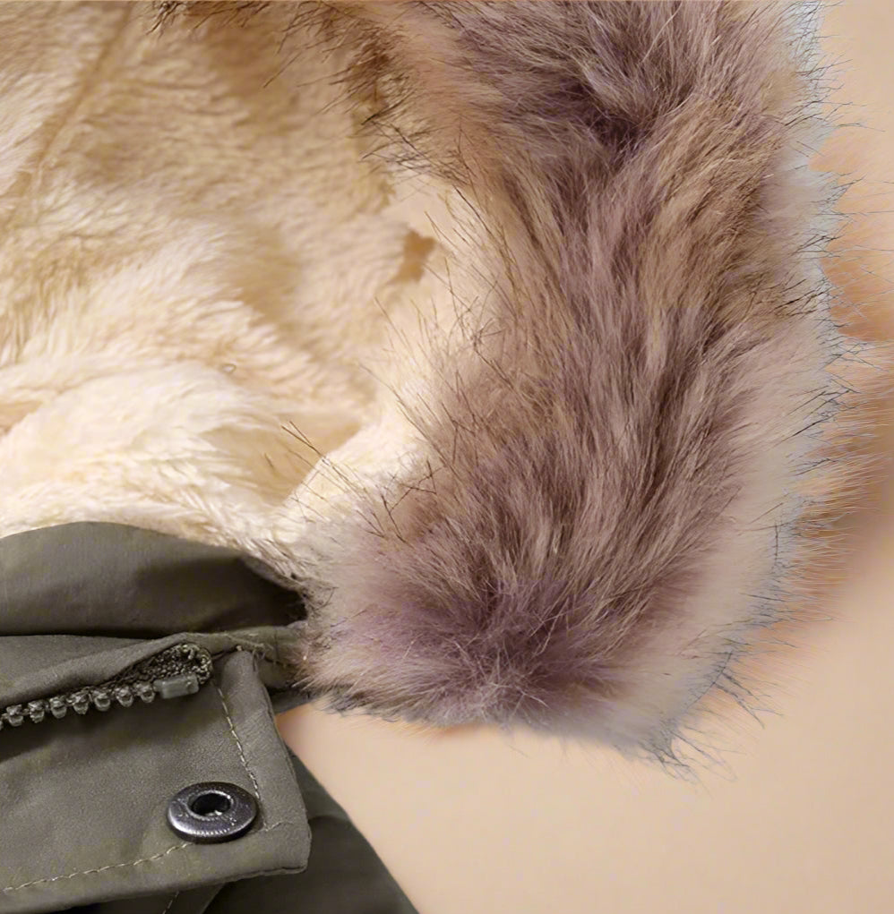 CozyTrend – Elegant og varm – Parka vinterjakke med pelskrave