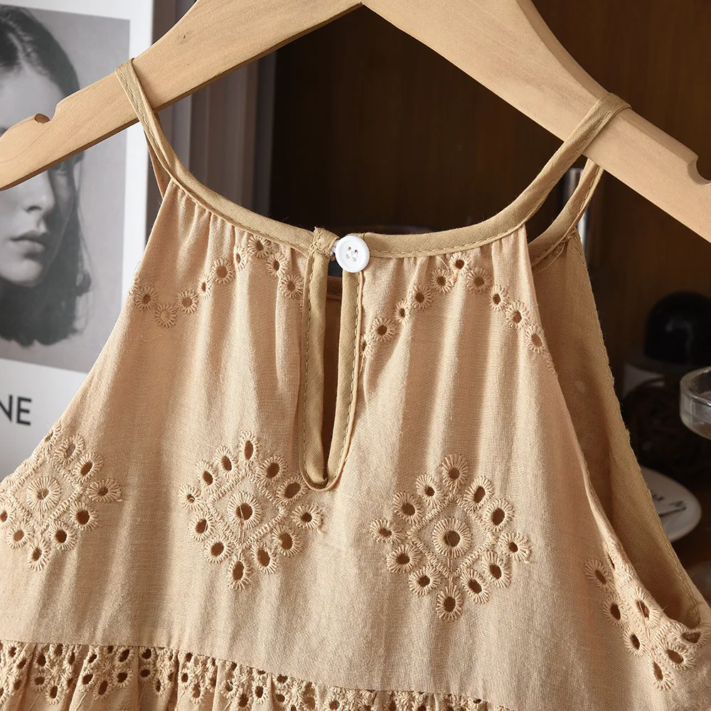 BohoBelle – Elegant og behagelig – Kjole med broderidetaljer