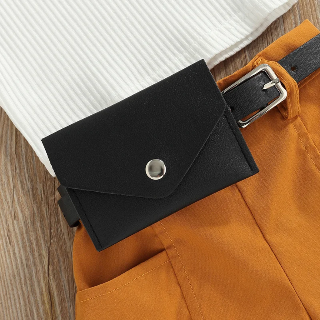 MiniFashionista – Elegant & Trends – Pigesæt med top, shorts og hoftetaske
