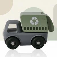 Thumbnail for Montessori Silicone Toy Car – Sikker & bidvenlig – Bidelegetøj i form af et køretøj i silikone