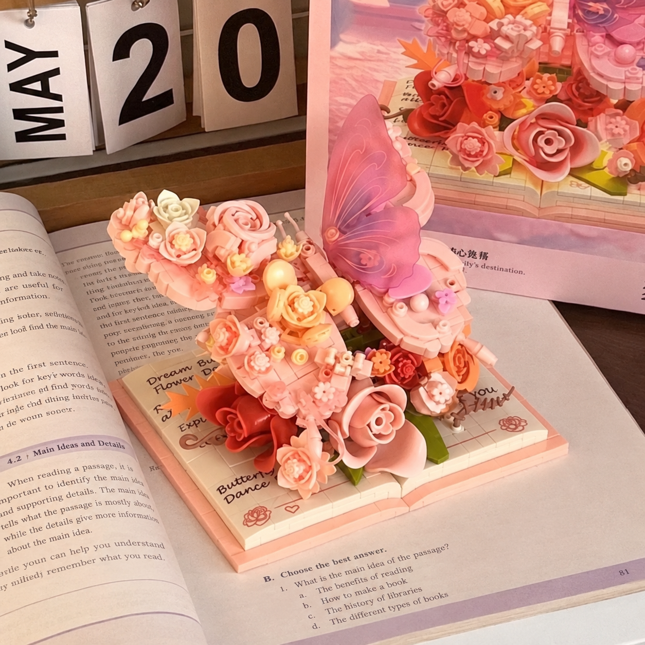 BloomBook – Romantisk & kreativt – 3D-blomsterbog med roser og sommerfugle