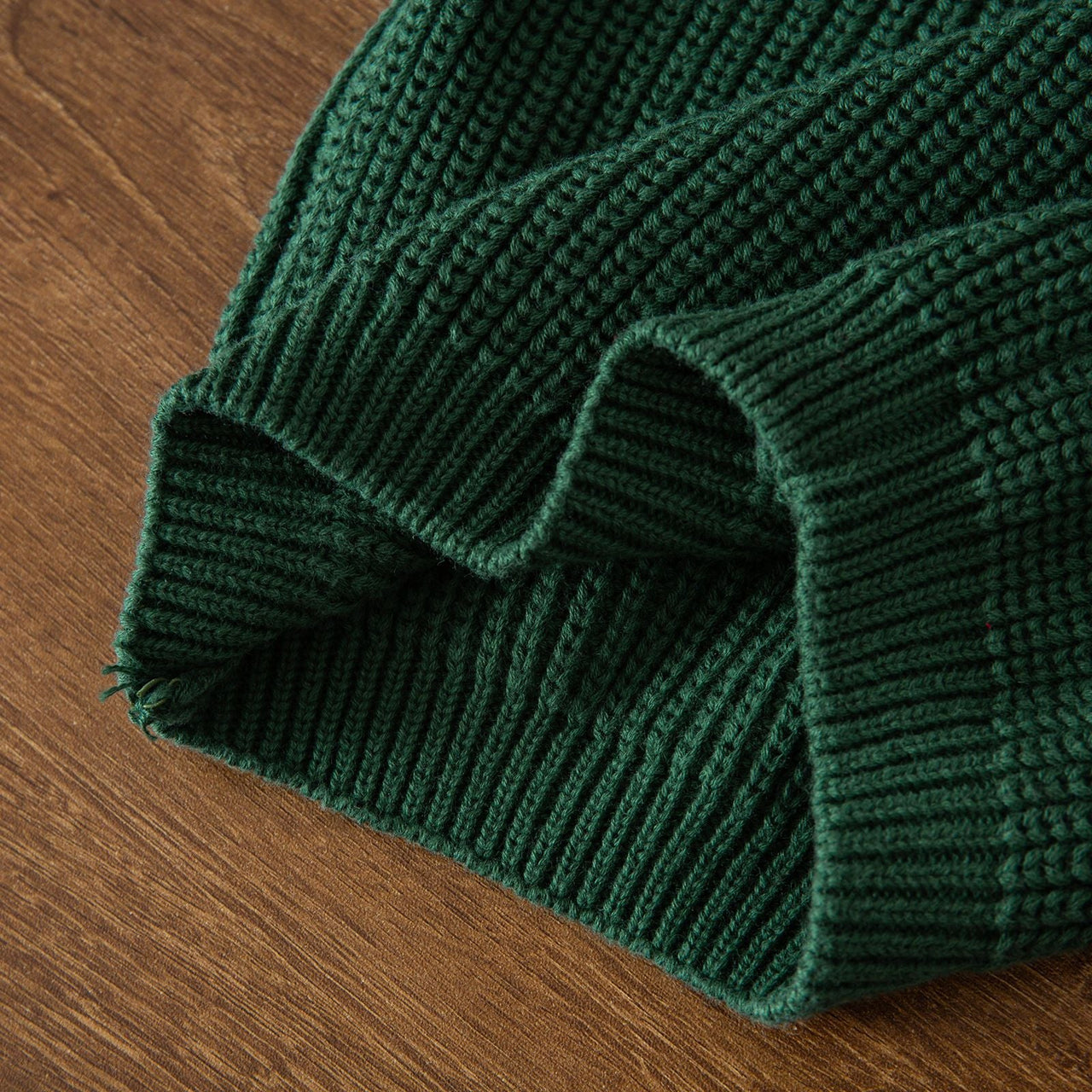 JoyKnit – Hyggelig og varm - Juletrøje med tekst