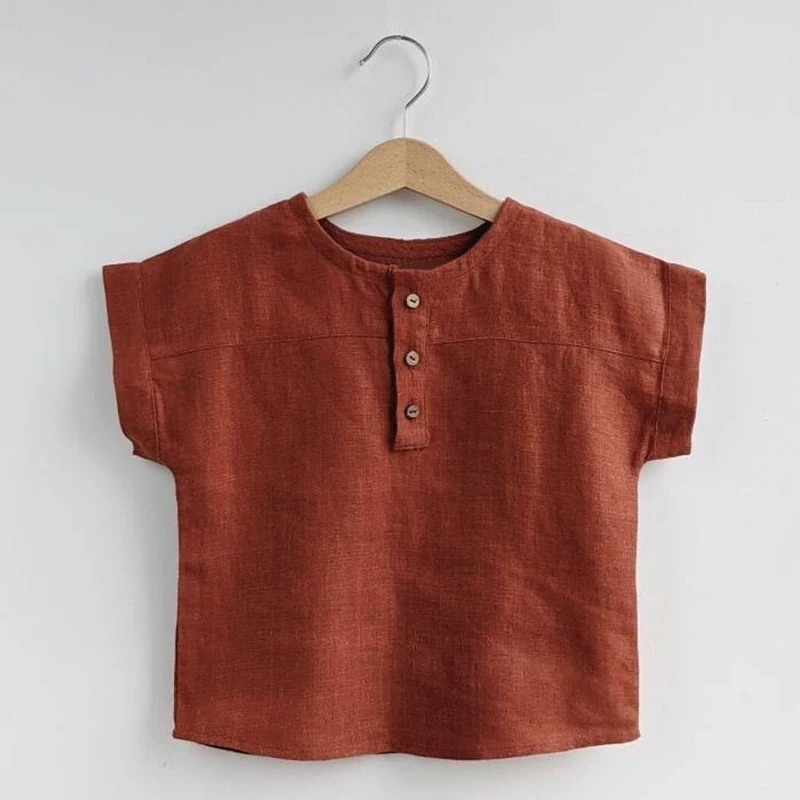 LittleClassic – Elegant og behagelig – Linnedskjorte til drenge med knapdetaljer