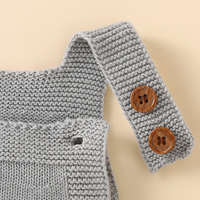 Thumbnail for MiniCozy – Blødt og behageligt – Strikkede baby-overalls med hue