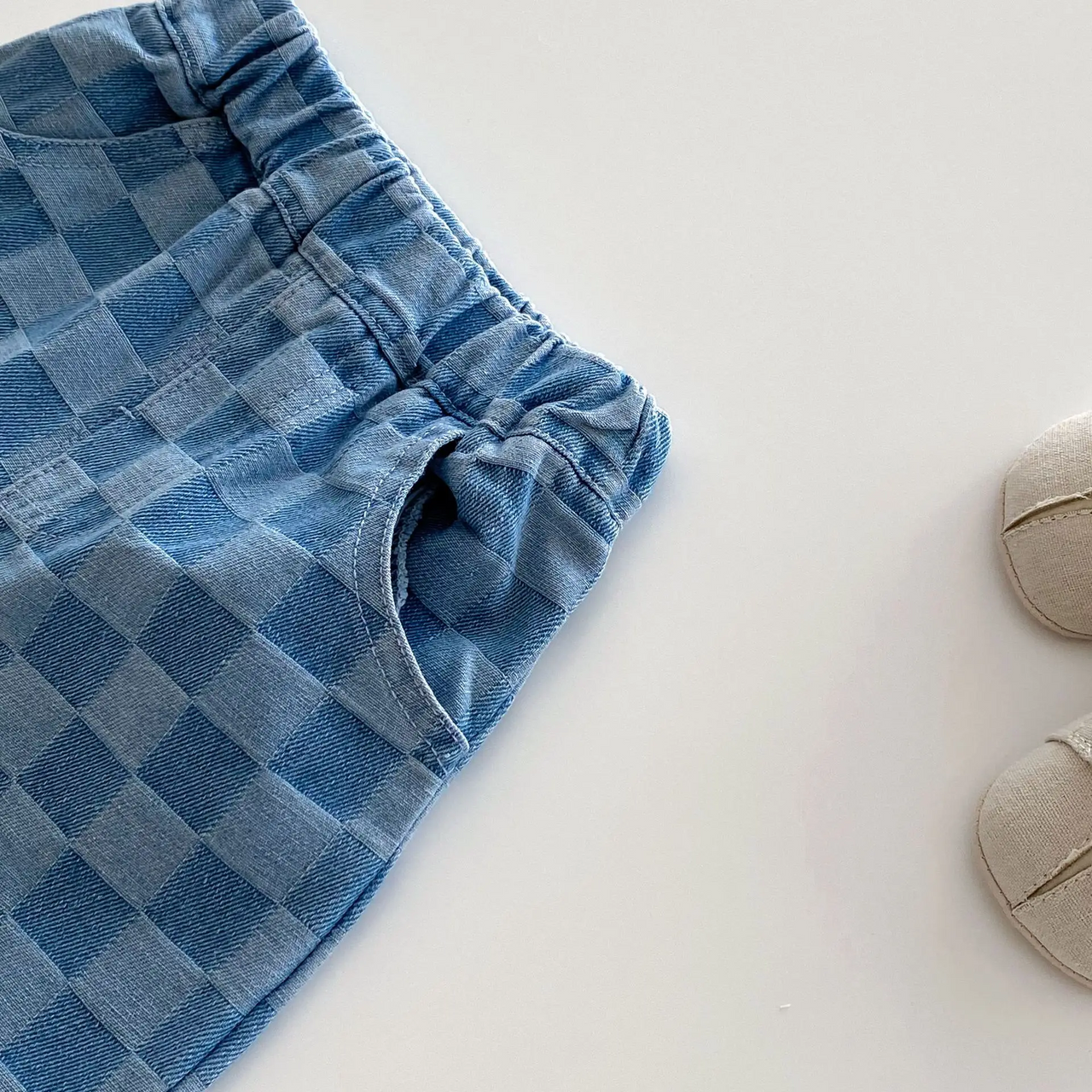 DenimCheck – Komfortable & trendy – børnebukser med ternet mønster