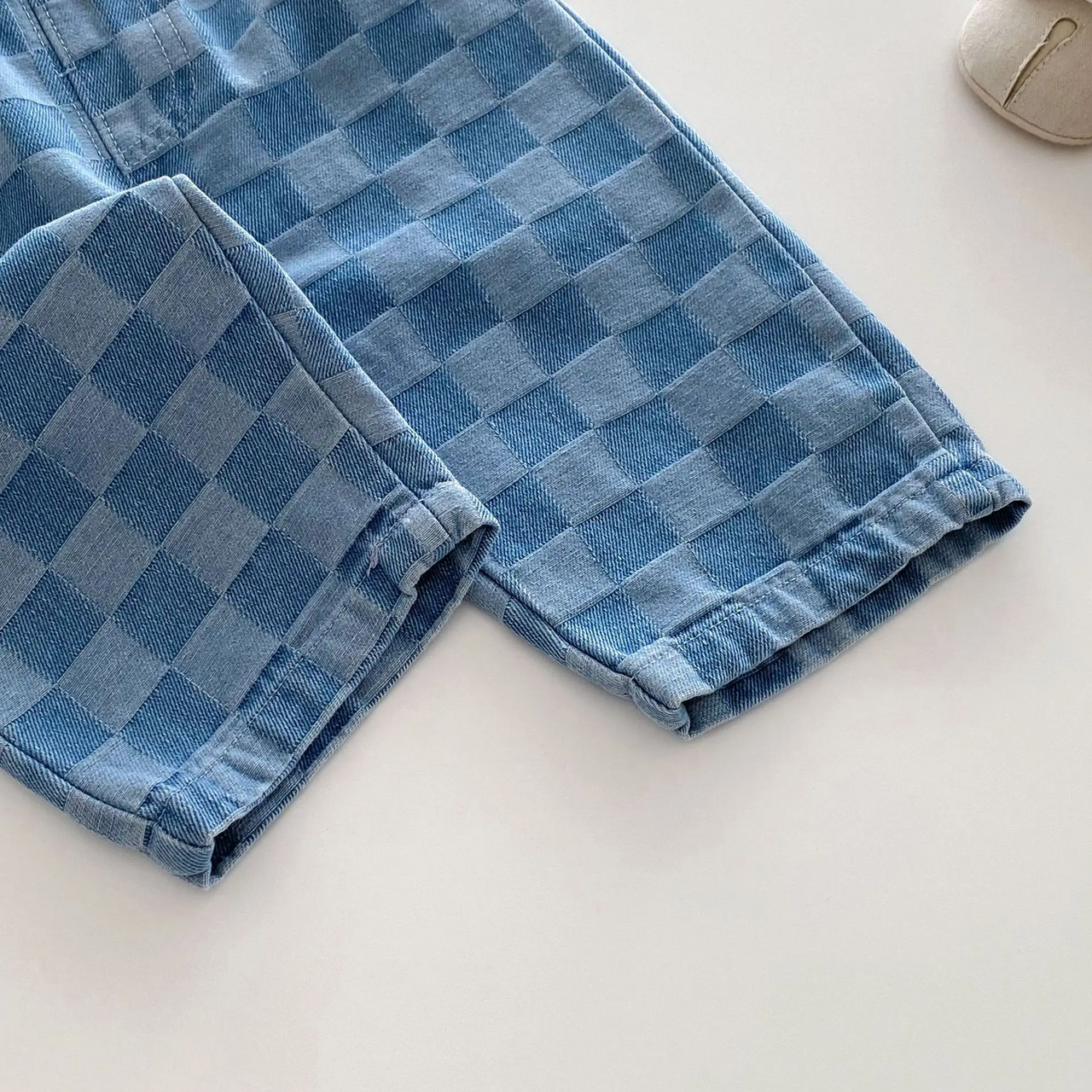 DenimCheck – Komfortable & trendy – børnebukser med ternet mønster