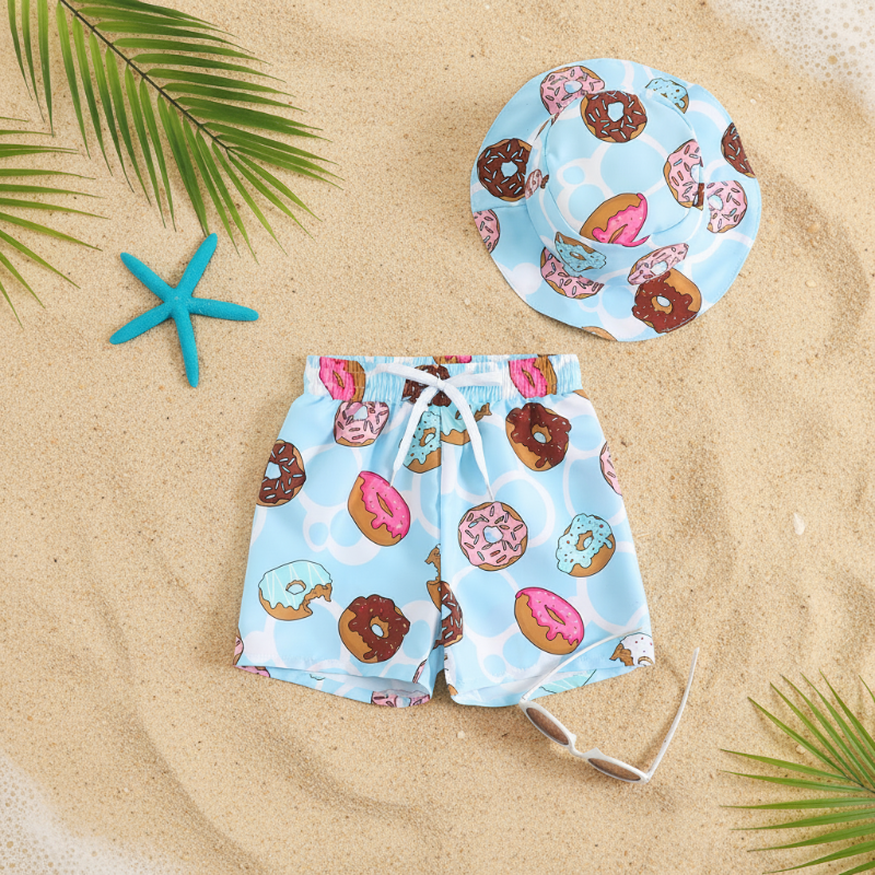 Beach Set – Farverigt og stilfuldt – Badebukser med print og hat