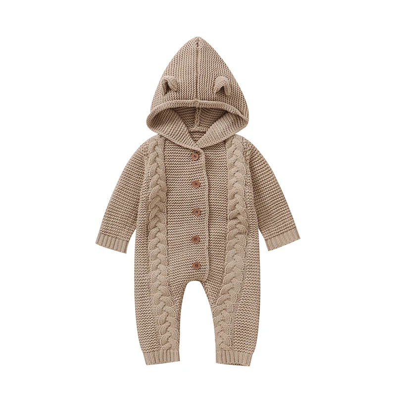SoftKnit –Varm og sød – strikket baby-jumpsuit med hætte