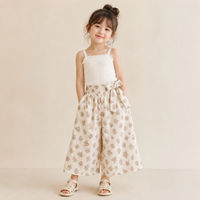 Thumbnail for Chic Skirt & Wide Leg Pants – Elegant & komfort – Børnetøj i løs pasform