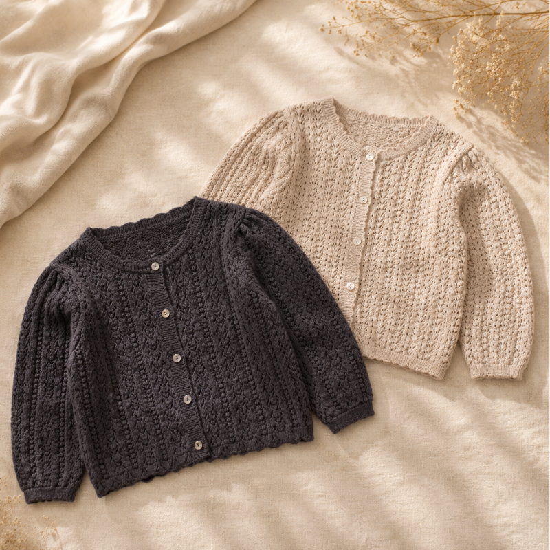 Buttoned Cardigan – Blødt og behageligt – Strikket børnevest