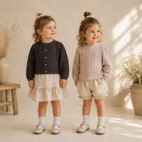 Thumbnail for Buttoned Cardigan – Blødt og behageligt – Strikket børnevest