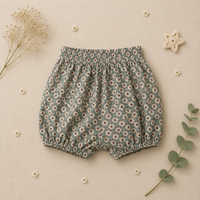 Thumbnail for Matching Set – Behagelig & med tusindfryd-mønster – bloomers, nederdel og bluse