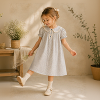 Thumbnail for Check Dress – Blødt og åndbart – Klassisk krave med pufærmer