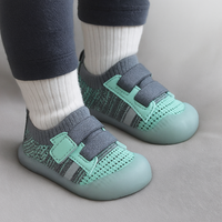 Thumbnail for TinyRunner – Sporty og åndbar - babysko i mesh med blød sål