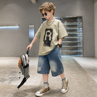 Thumbnail for CoolBoys – Cool & behageligt – drengetøj med T-shirt og korte jeans