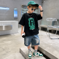 Thumbnail for CoolBoys – Cool & behageligt – drengetøj med T-shirt og korte jeans