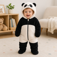 Thumbnail for CozyBear – Blødt & varmt – Baby-onesie med dyrehætte