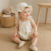 LittleBlossom – Sommerlig komfort og stil – Baby-bodysuit med hue