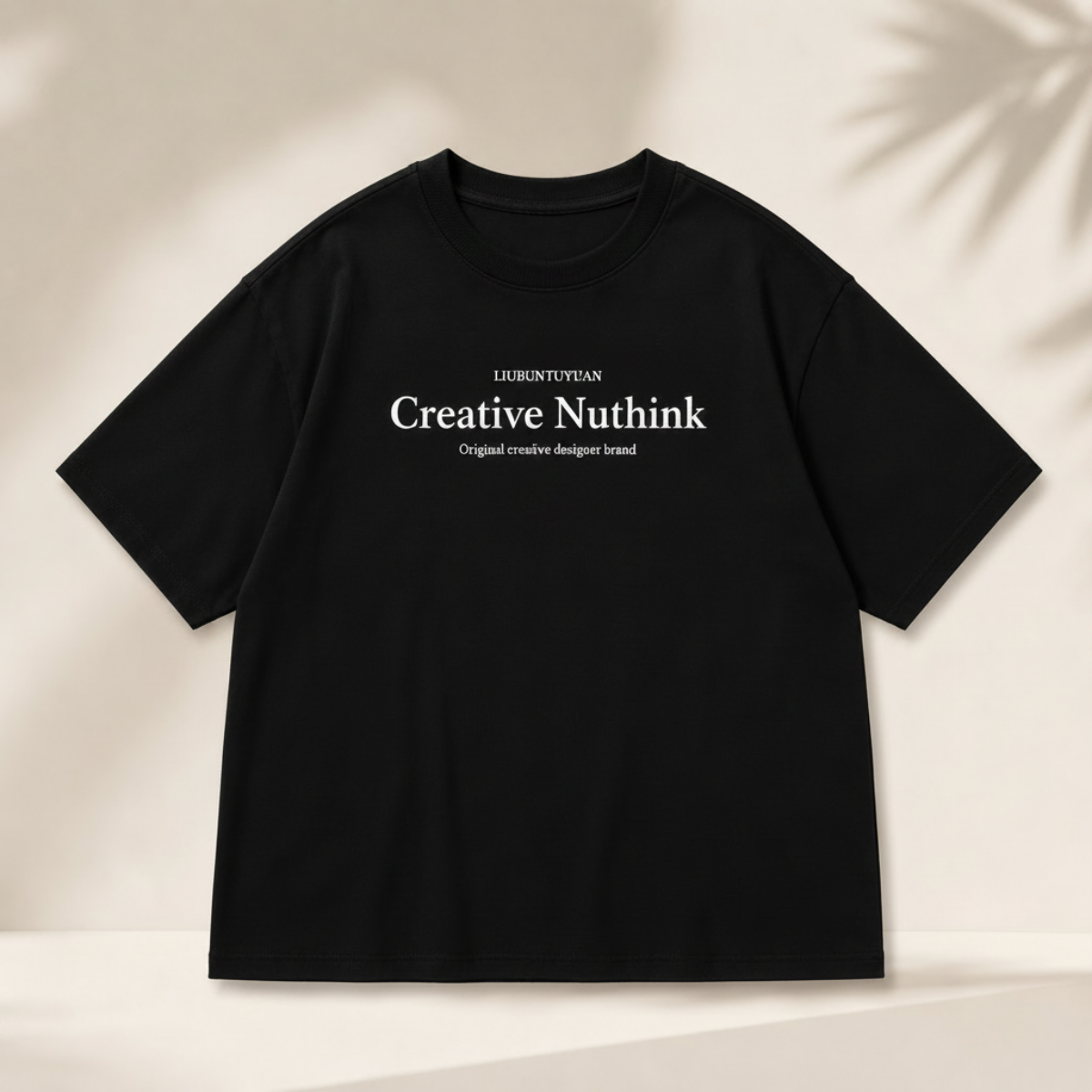 MiniStyle – Kvalitet og stil – 'Creative Nuthink'-T-shirt