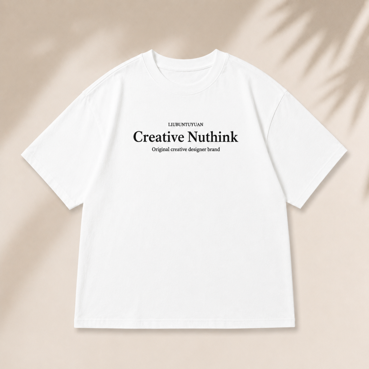 MiniStyle – Kvalitet og stil – 'Creative Nuthink'-T-shirt